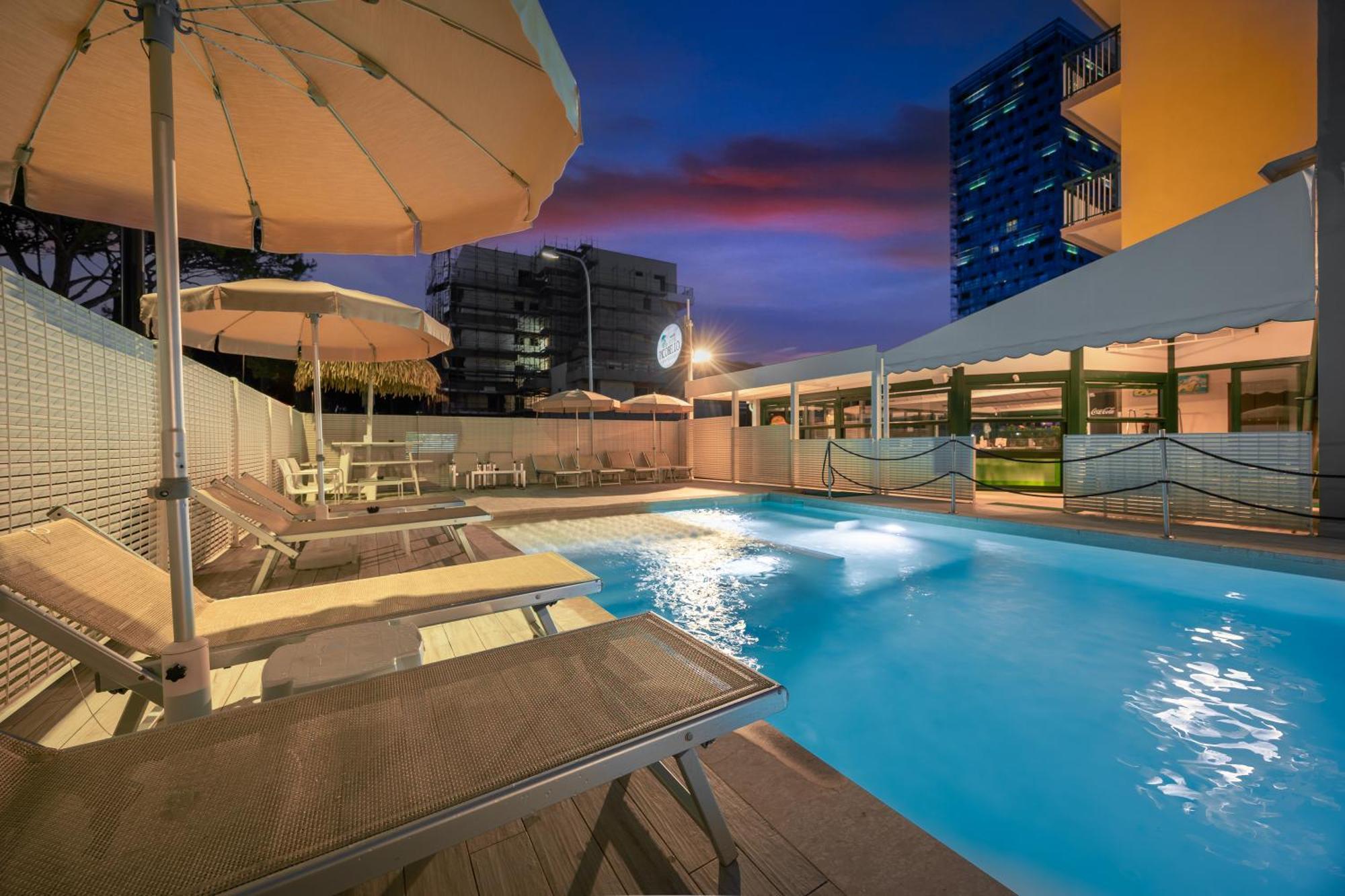 Hotel Picobello Pineta 利多迪迪耶索洛 外观 照片